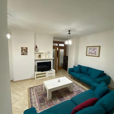 Chlo Apartment 3 Тирана Экстерьер фото