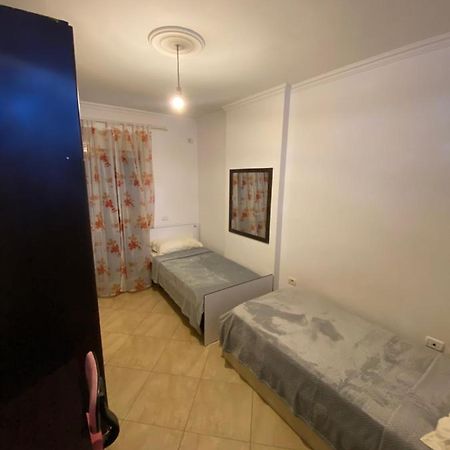Chlo Apartment 3 Тирана Экстерьер фото