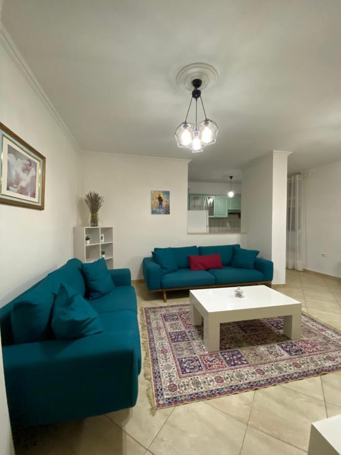 Chlo Apartment 3 Тирана Экстерьер фото
