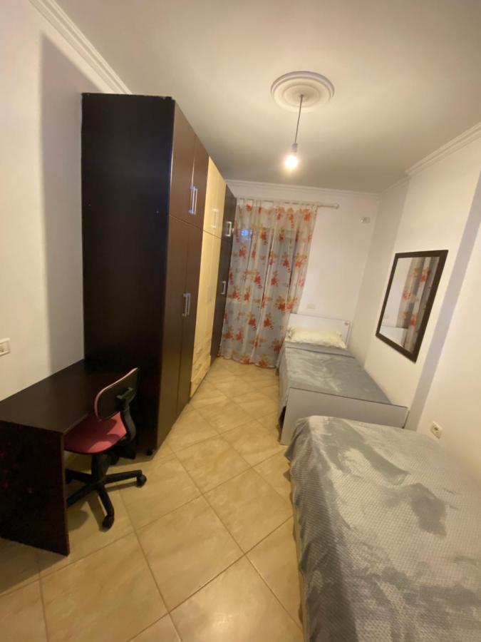 Chlo Apartment 3 Тирана Экстерьер фото