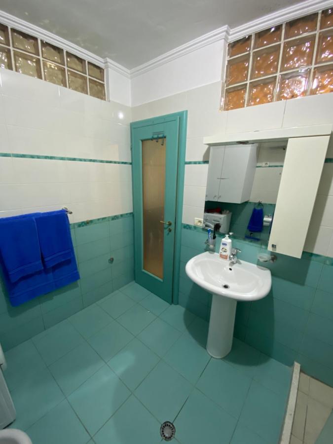 Chlo Apartment 3 Тирана Экстерьер фото